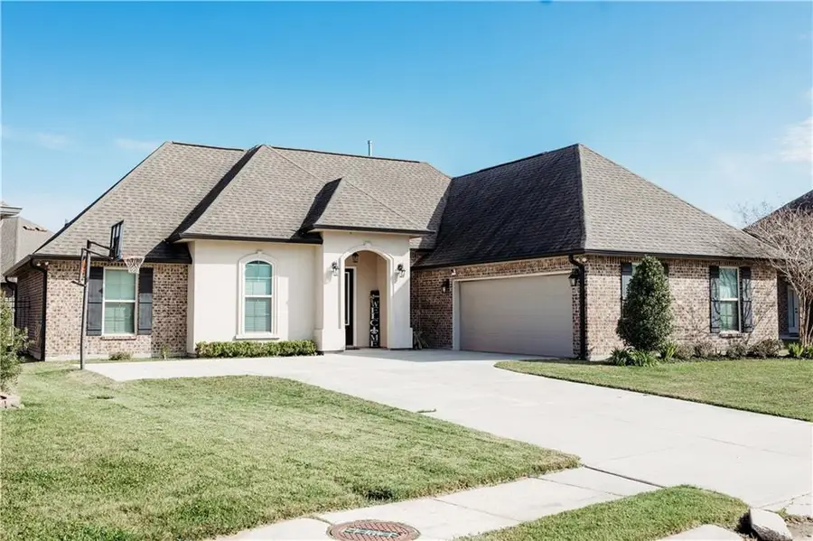 315 Royal Oak Boulevard, Thibodaux, LA 70301 - Image #2