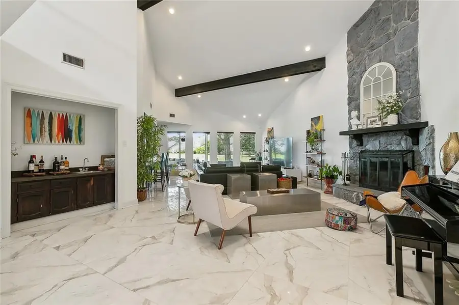 1800 Lake Salvador Drive, Harvey, LA 70058 - Image #2