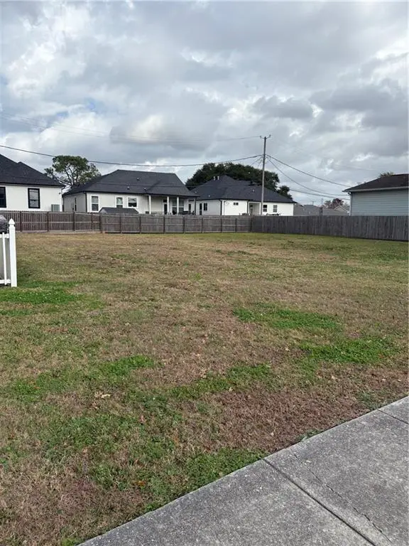 321 Bear Drive, Arabi, LA 70032 - Image #1