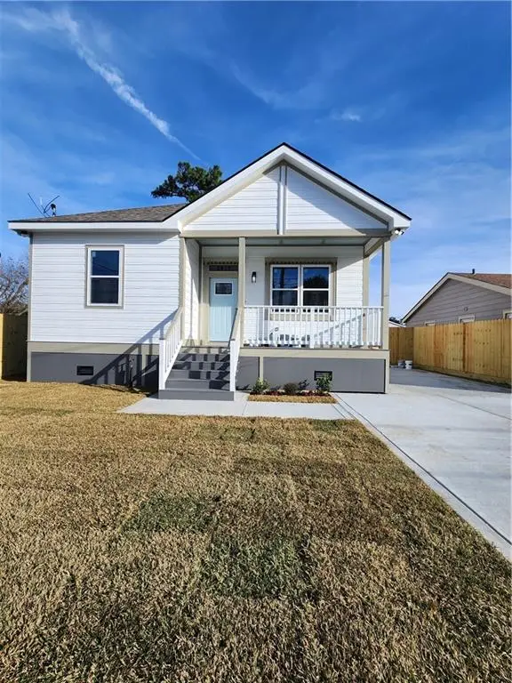 2917 Palmetto Street, Chalmette, LA 70043