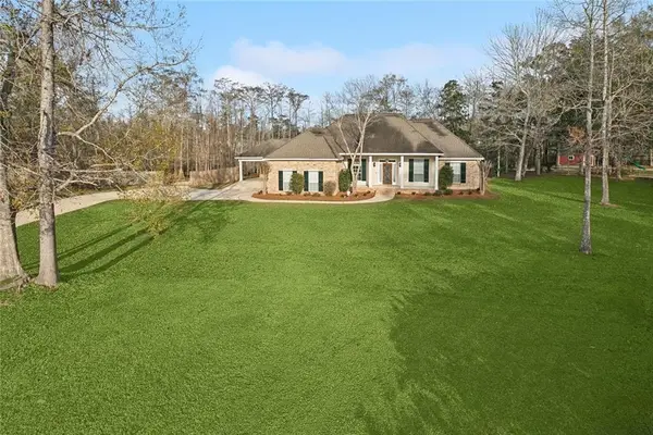 303 Pelican Court, Slidell, LA 70461