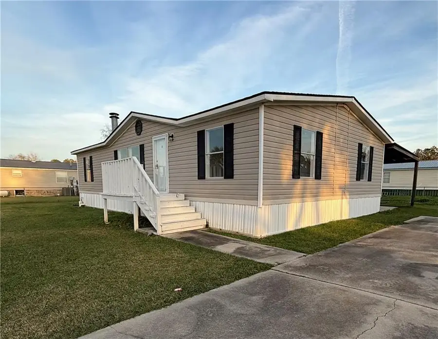 50332 Michael Paul Drive, Loranger, LA 70446 - Image #2