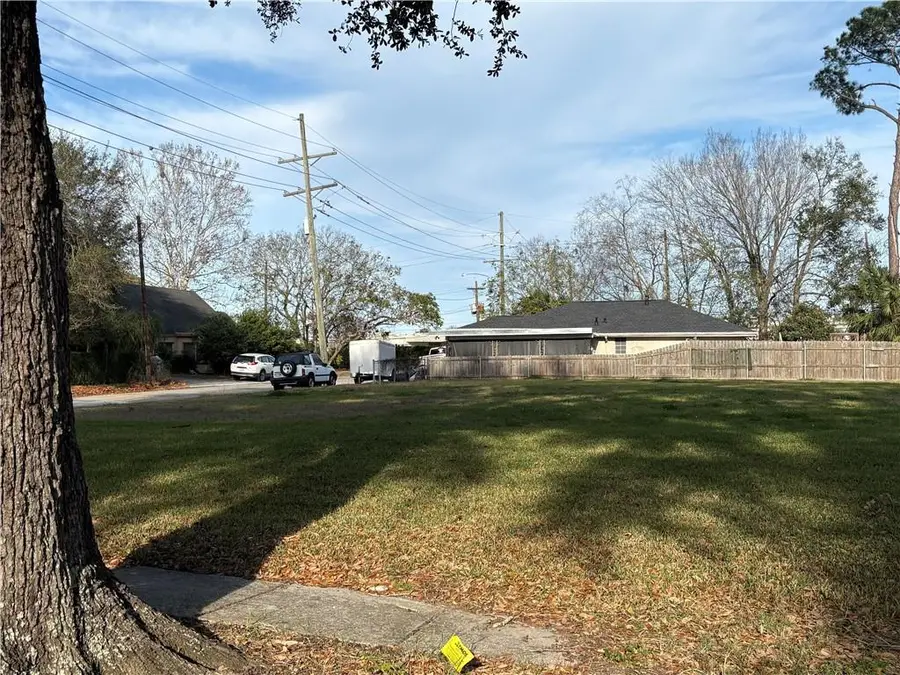 Willow Drive, Gretna, LA 70053 - #2
