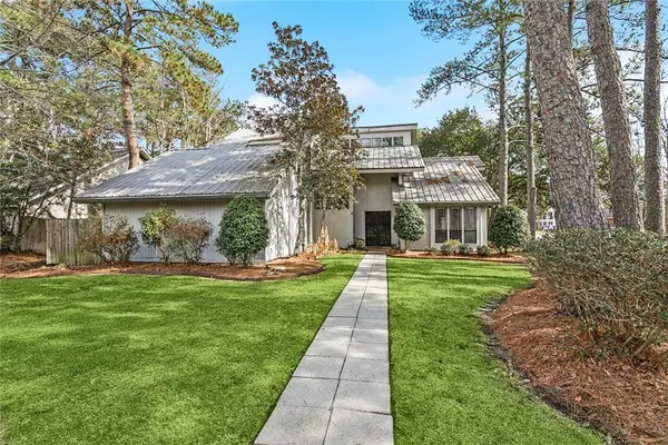 120 Beau Pre Drive, Mandeville, LA 70471