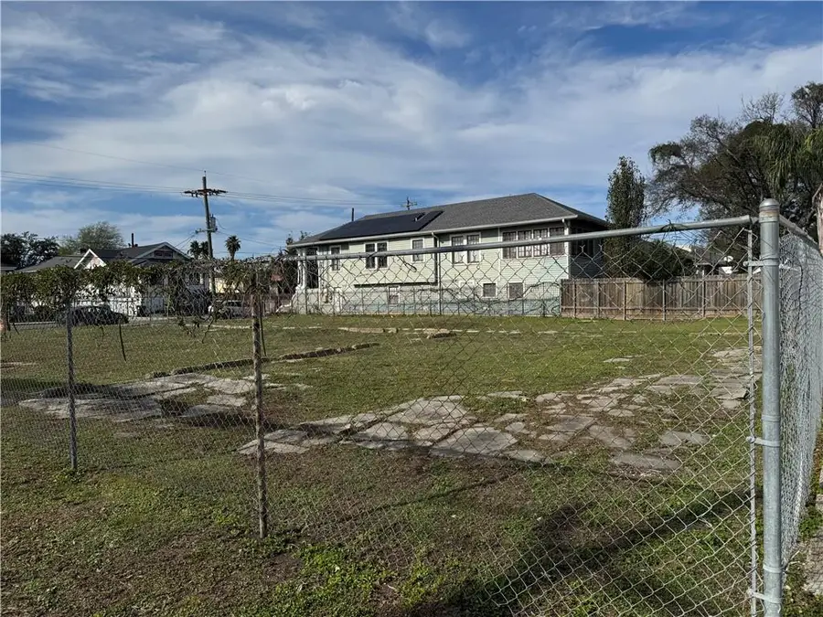 4137 Willow Street, New Orleans, LA 70115 - Image #2