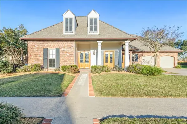 100 & 102 Brahmwell Court, Lafayette, LA 70508