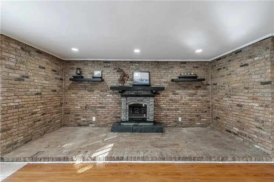 2307 Horseshoe Drive, Alexandria, LA 71301 - #2