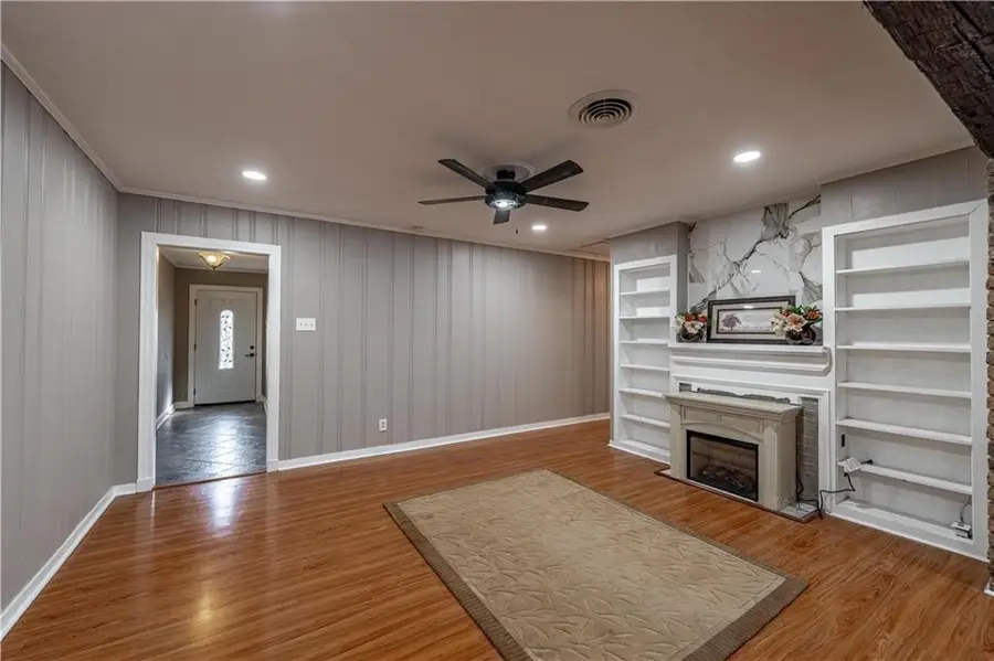 2307 Horseshoe Drive, Alexandria, LA 71301 - #3