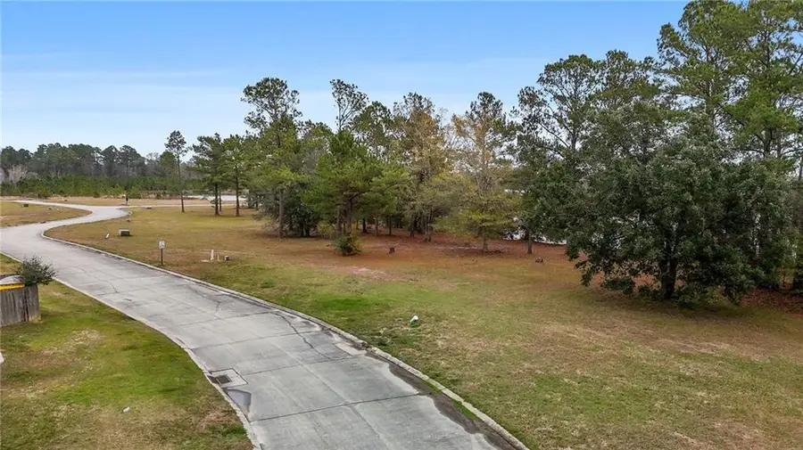 380 Ramsey Court, Covington, LA 70435 - Image #2