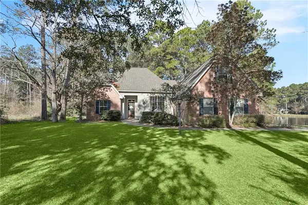 144 Secluded Forest Way, Madisonville, LA 70447