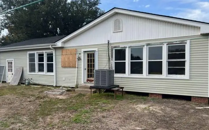 135 Pierce Street, Golden Meadow, LA 70357 - Image #2