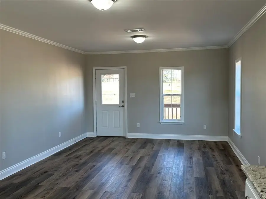 9695 Highway 8 Highway, Colfax, LA 71417 - Image #2