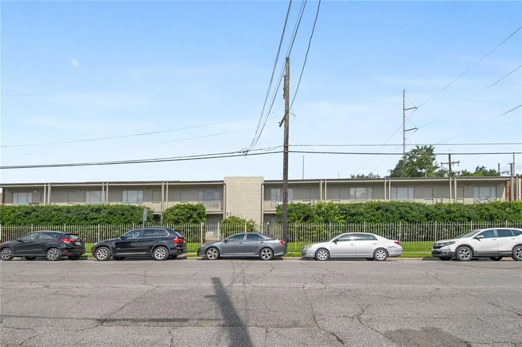 801 Henry Clay Avenue #203, New Orleans, LA 70118 - #1