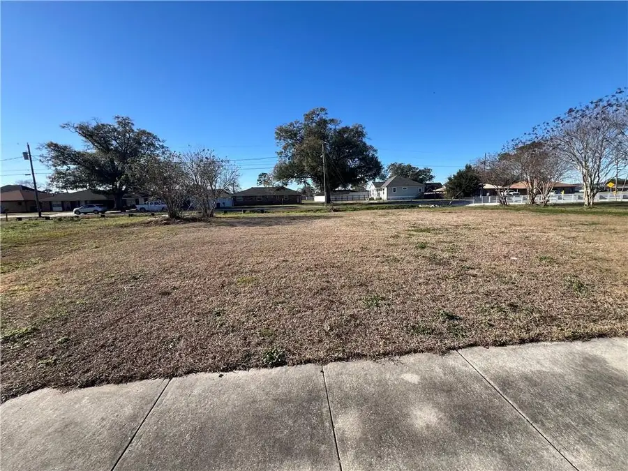 3012 Gallo Drive, Chalmette, LA 70043 - Image #2