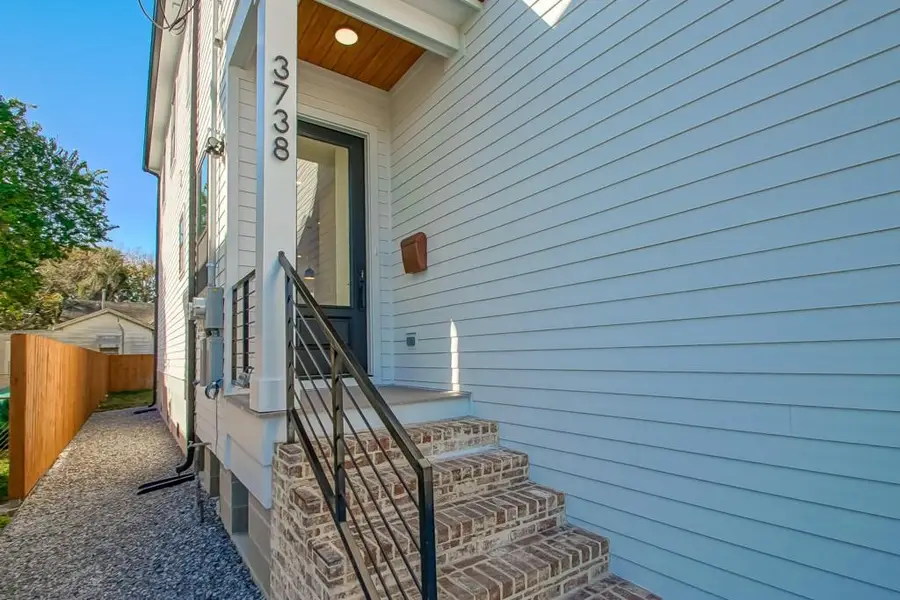 3738-40 Bruxelles Street, New Orleans, LA 70122 - #3