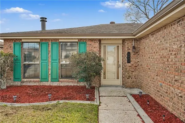 5032 Dueling Oaks Avenue, Marrero, LA 70072