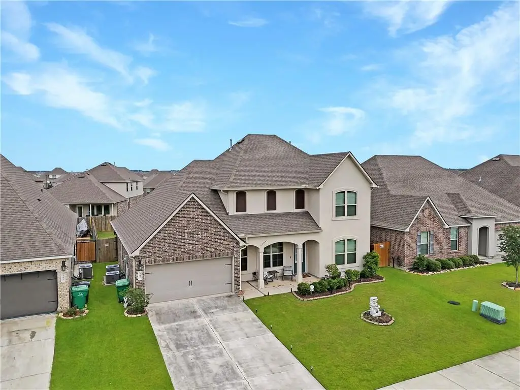 587 Lakeshore Village E, Slidell, LA 70461 - Image #1