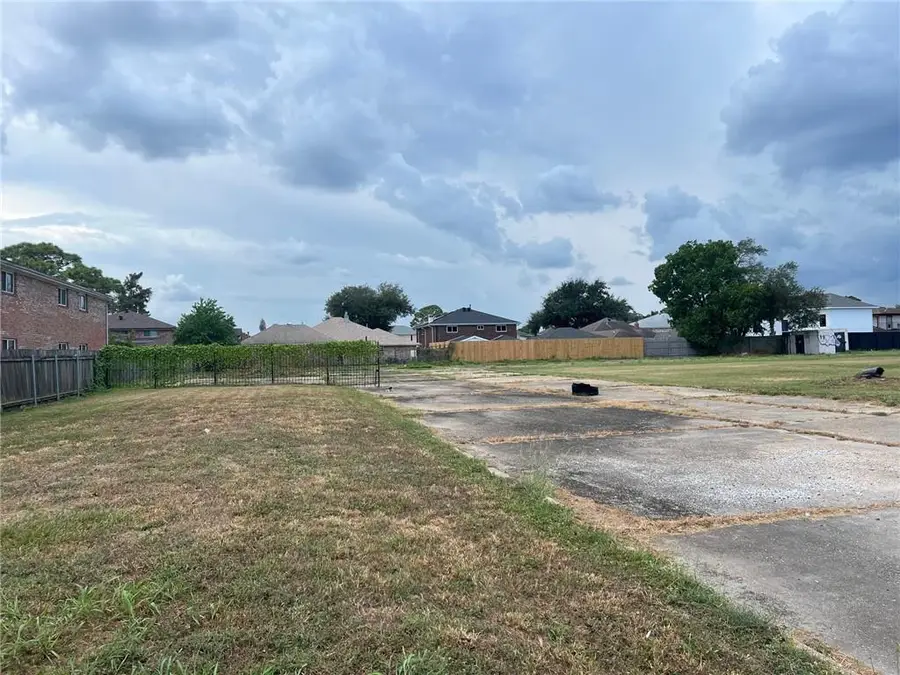 7152 Crowder Boulevard, New Orleans, LA 70126 - Image #2