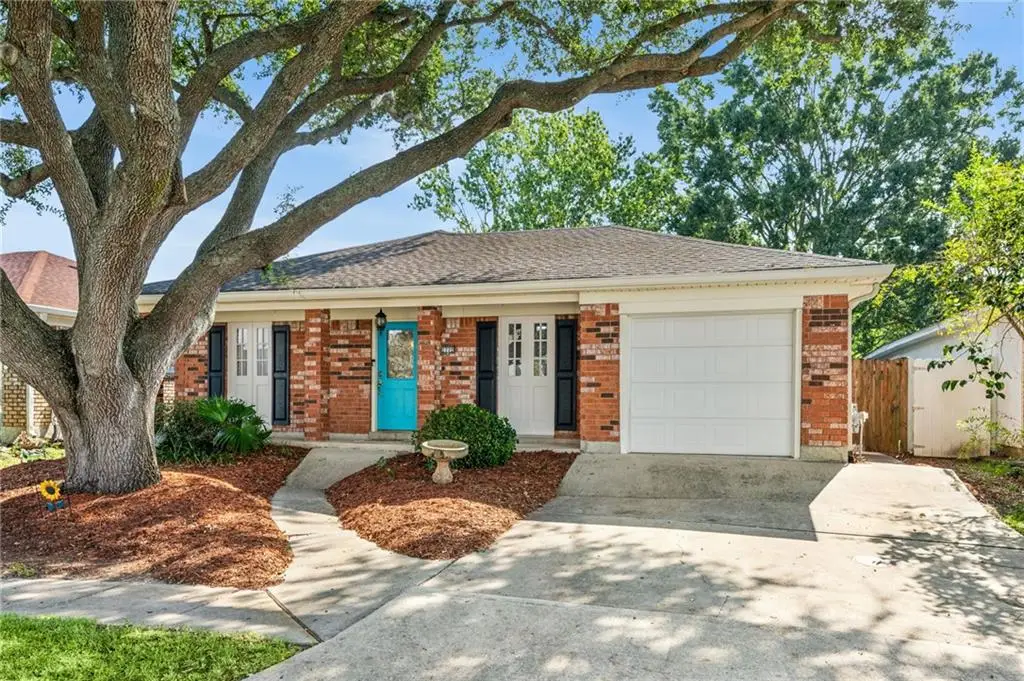 2772 Ridgefield Road, Gretna, LA 70056 - #1