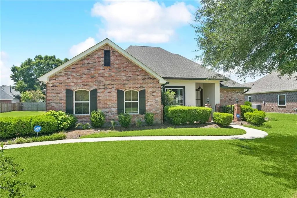 424 Dockside Drive, Slidell, LA 70461 - Image #1