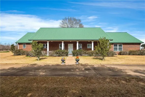 35 Van Mol Road, Alexandria, LA 71302