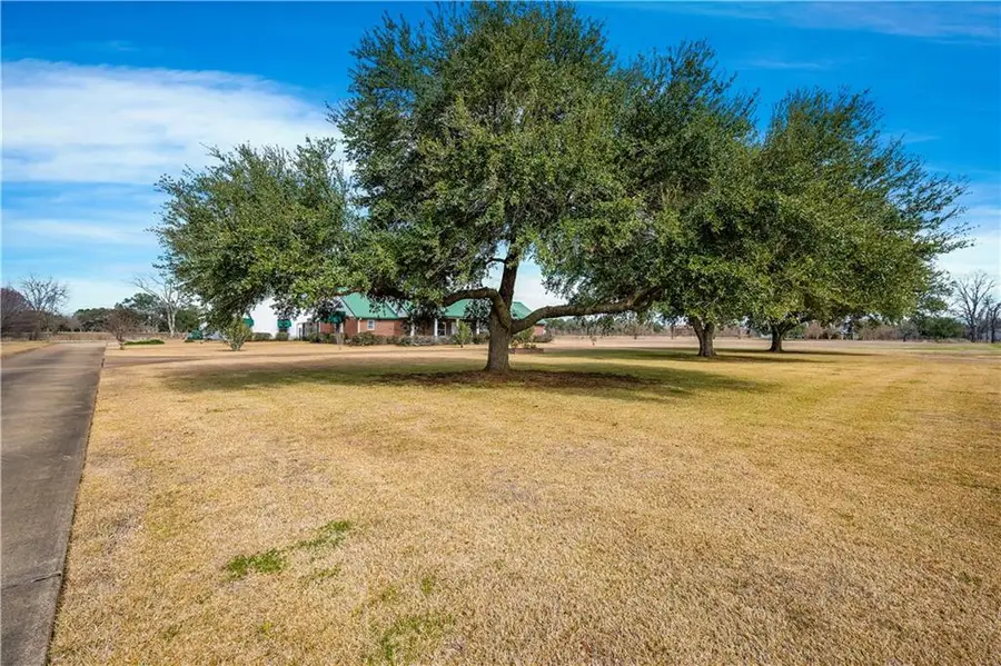 35 Van Mol Road, Alexandria, LA 71302 - #2