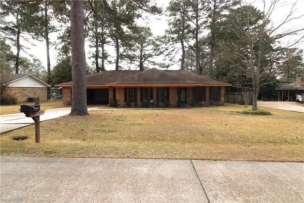 119 W Ridge Drive, Pineville, LA 71360