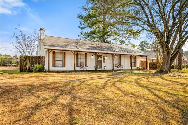 305 Lake Ridge Trail, Pineville, LA 71360