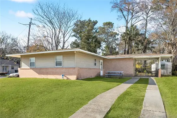 4701 Stephen Girard Avenue, New Orleans, LA 70126