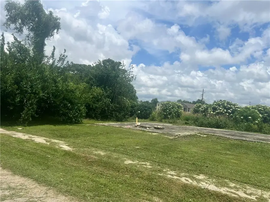 1813 Alabo Street, New Orleans, LA 70117 - #3