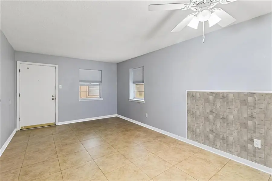 2301 Edenborn Avenue #401, Metairie, LA 70001 - #3