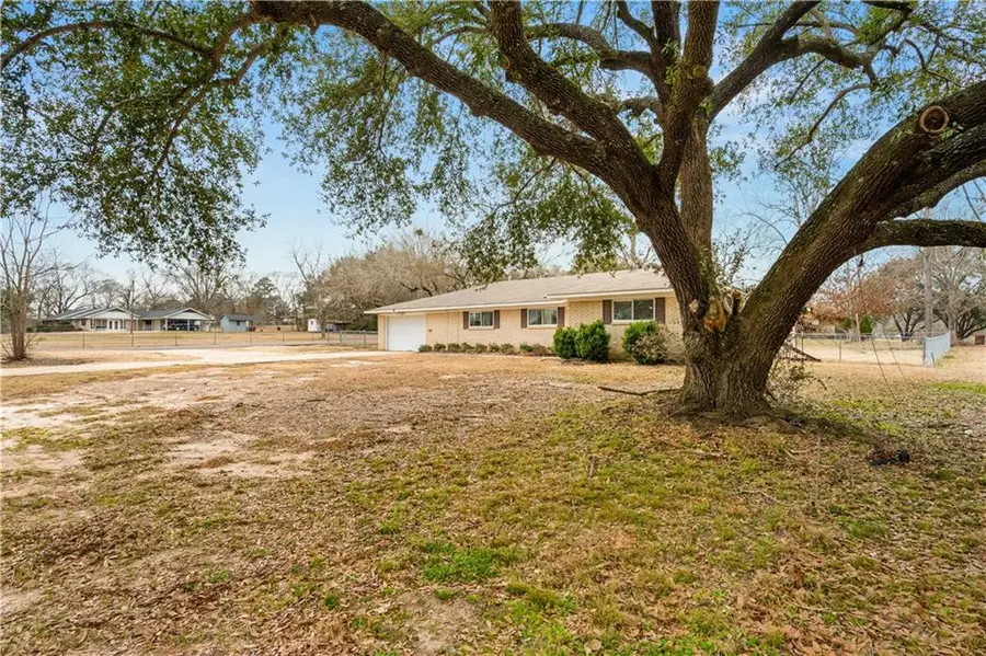 1022 2nd Street, Dry Prong, LA 71423 - #2