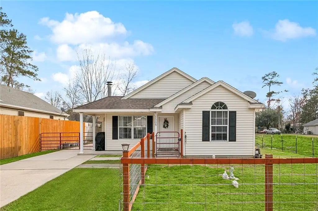 1506 Jasmine Street, Mandeville, LA 70448 - #1