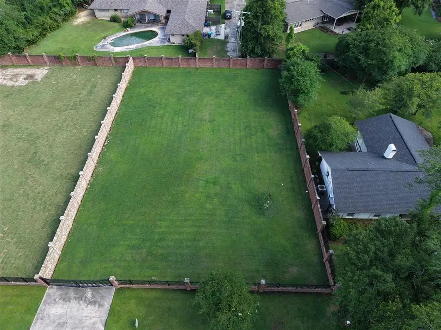 911 Greenlawn Drive, Hammond, LA 70401 - #2