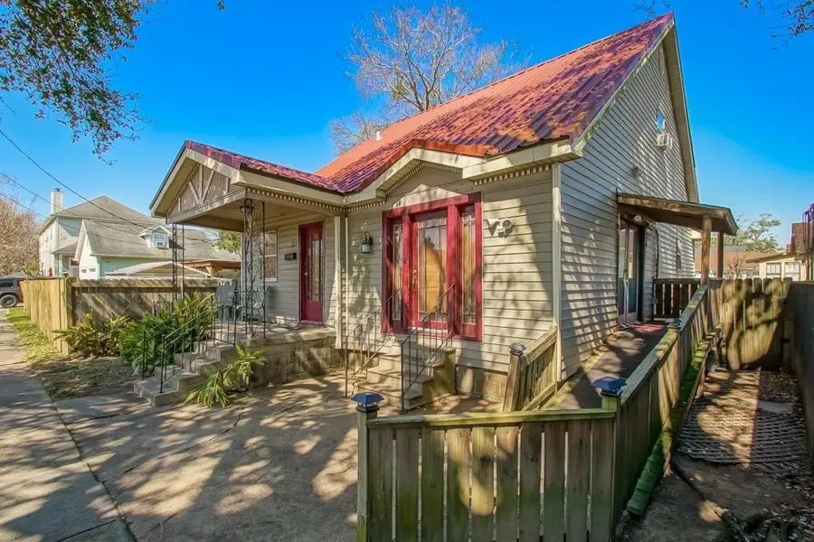 523 Romain Street, Gretna, LA 70053 - #3
