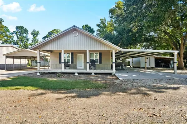 22259 Chinquapin Avenue, Maurepas, LA 70449