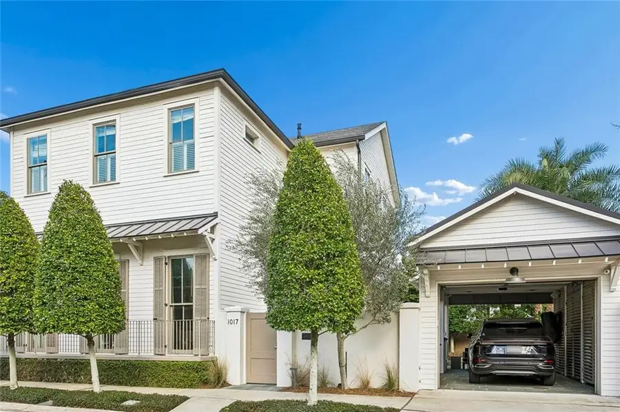 1017 Austerlitz Street, New Orleans, LA 70115 - #2