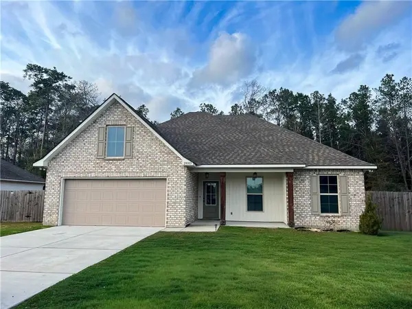 28105 Blue Sky Drive, Ponchatoula, LA 70454