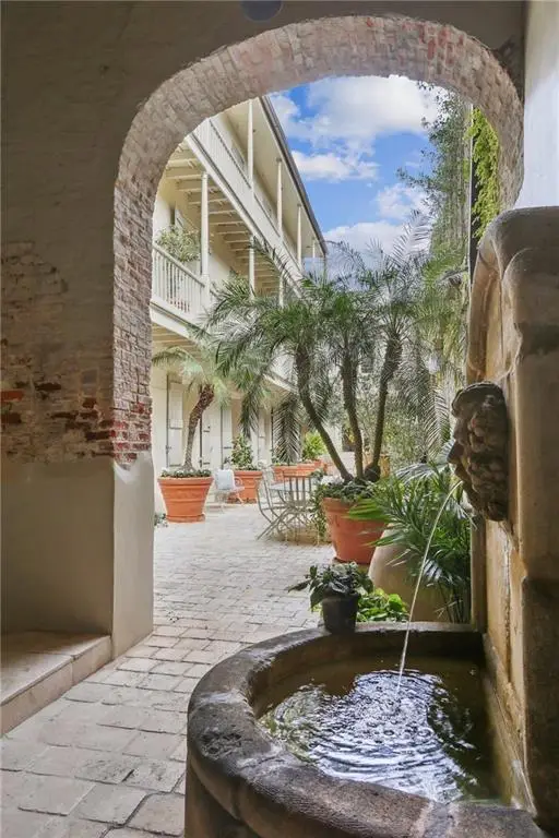 525 St Louis Street, New Orleans, LA 70130 - #3