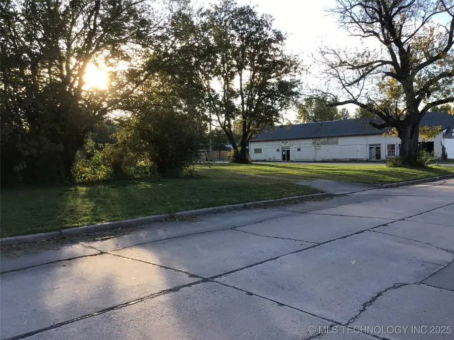 N Orphan Street, Pryor, OK 74361 - #3