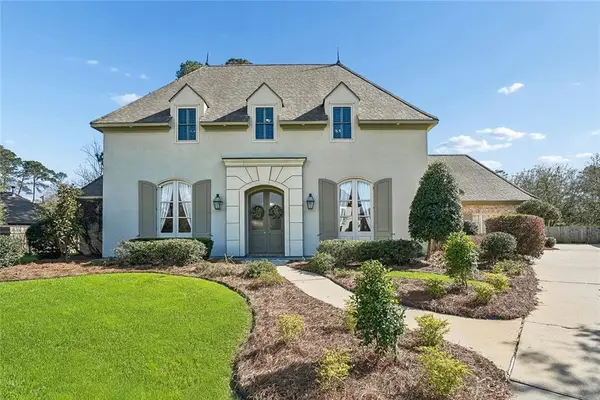 108 Woodstone Drive, Mandeville, LA 70471