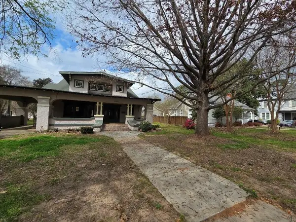 910 Washington Street, Natchitoches, LA 71457