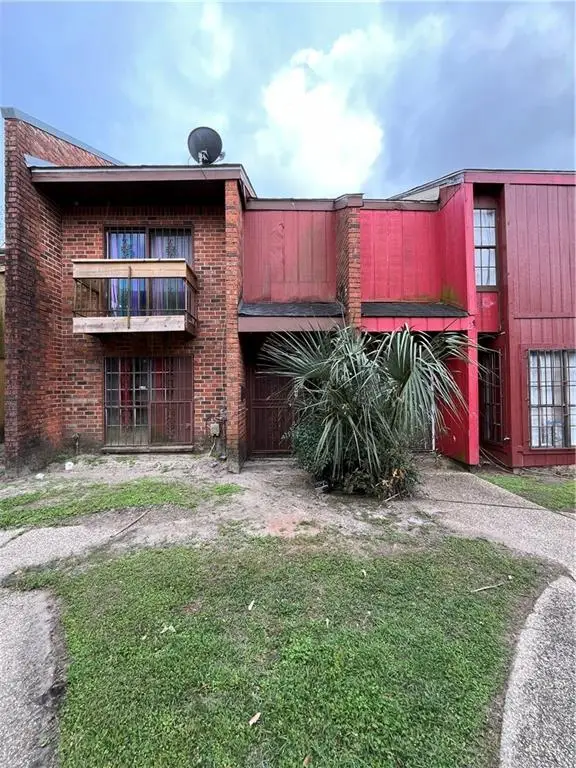 1204 Chimney Wood Lane, New Orleans, LA 70126 - #1