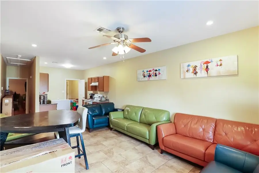 2472 74 Vienna Street, New Orleans, LA 70122 - #3