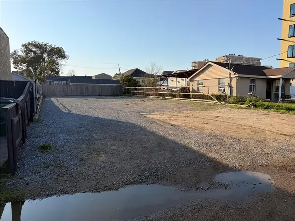 1704 Mayan Lane, Metairie, LA 70005