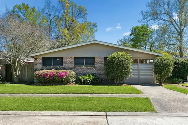 121 Levee View Drive, River Ridge, LA 70123