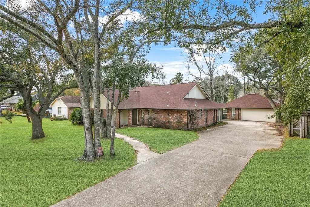 387 Cross Gates Boulevard, Slidell, LA 70461 - #1