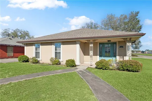 7301 Newcastle Street, New Orleans, LA 70126