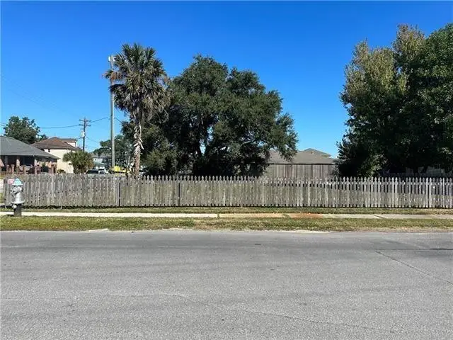 445 W Harrison Avenue, New Orleans, LA 70124 - #2