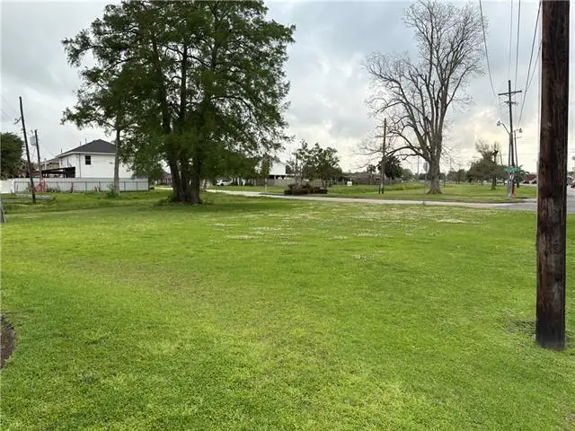 2933 Barataria Boulevard, Marrero, LA 70072 - #2